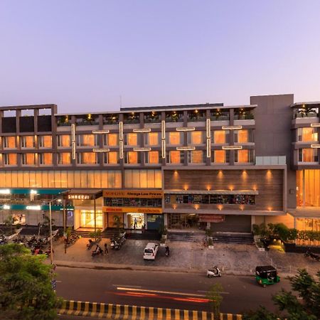 Hotel Sayaji Jāmnagar Esterno foto