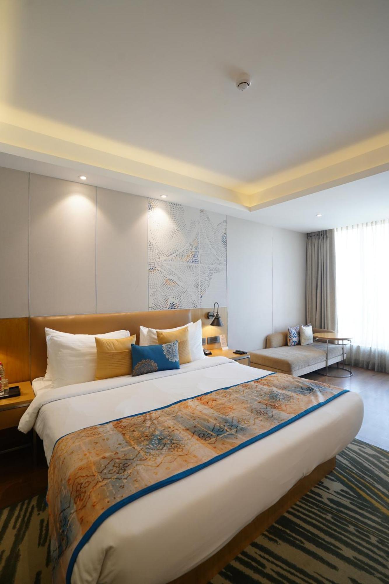 Hotel Sayaji Jāmnagar Esterno foto